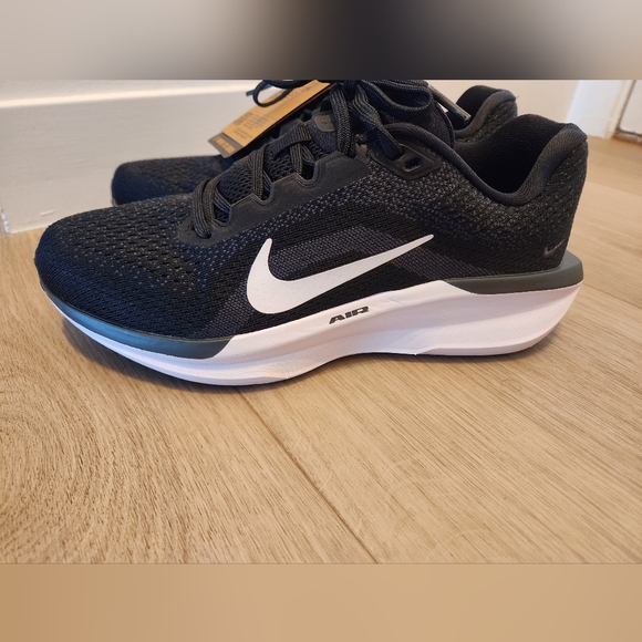 Womens Nike Air Winflo 11 - Picture 4 of 12